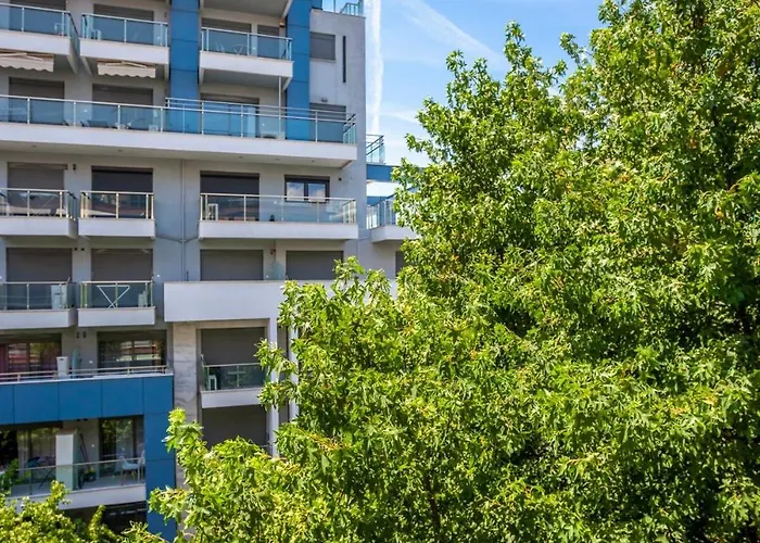 Апартаменты Lux 2bed Up To 5p *