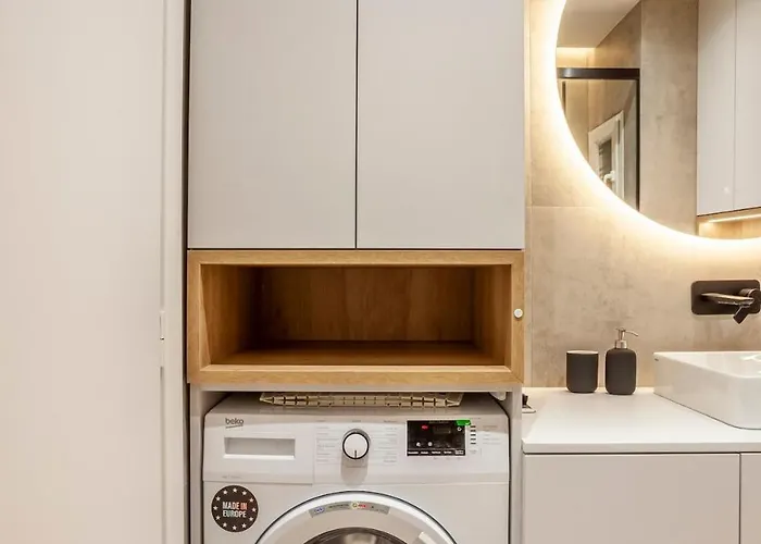 Lux 2bed Up To 5p * Салоники