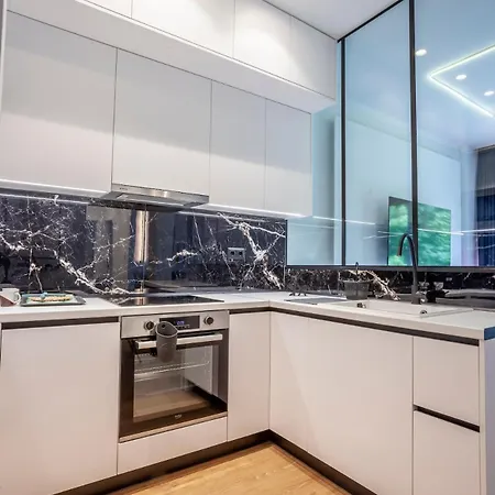 Lux 2bed Up To 5p *